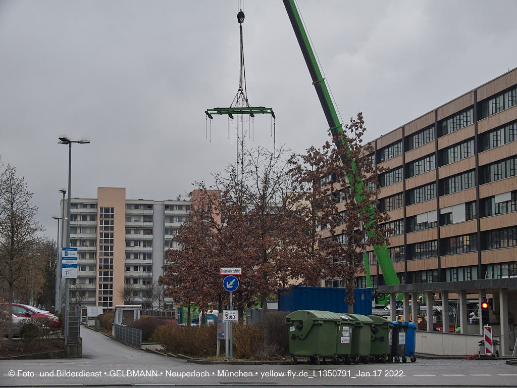 18.01.2022 - Baustelle zur Montessori Schule im Plettzentrum Neuperlach